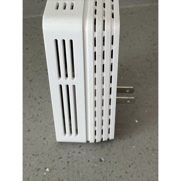 Netgear Powerline AV 200 Wireless-N Extender XAVN2001 - Picture 7 of 8